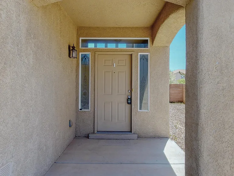 6512 Los Pueblos Pl NW — Photo 3