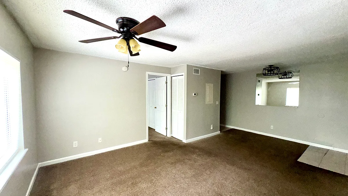 Building Photo - Cedar Creek Apartments