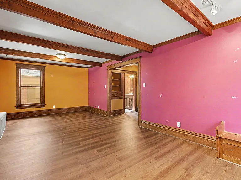 1270 N Emerson — Photo 5