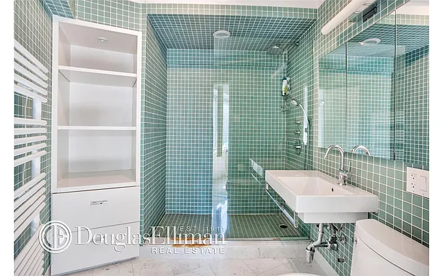Sold by Douglas Elliman | media 24