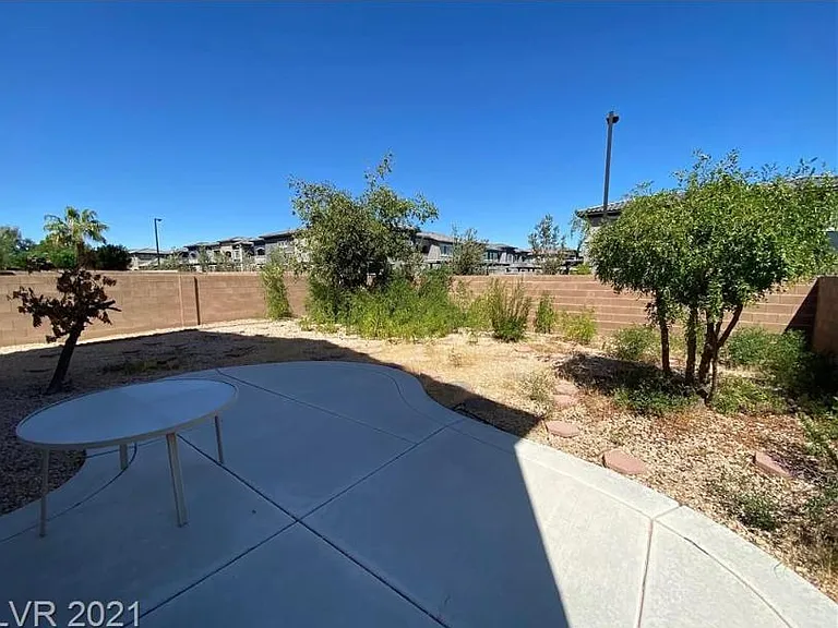 3434 Bella Valencia Ct — Photo 23