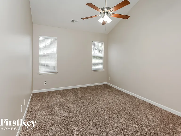 4255 Kiser Woods Dr SW — Photo 9