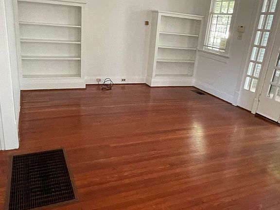3rd image of 1929-31 S Carrollton Ave #1931