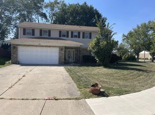430 Winston Ct, Melrose Park, IL