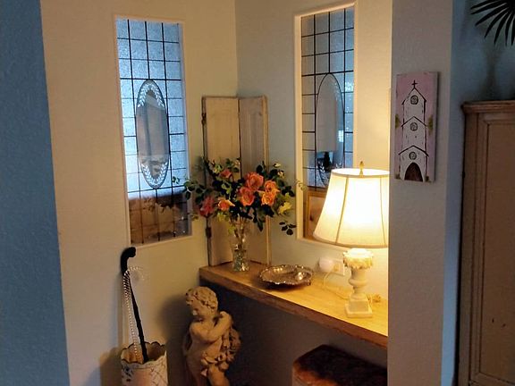 3rd image of 114 Evergreen Ln #200
