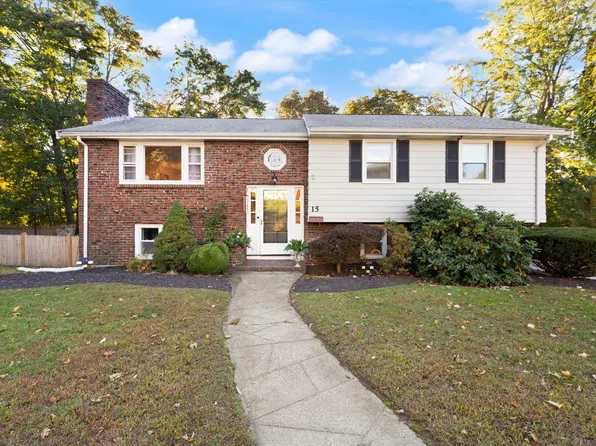 15 South St, Reading, MA 01867
