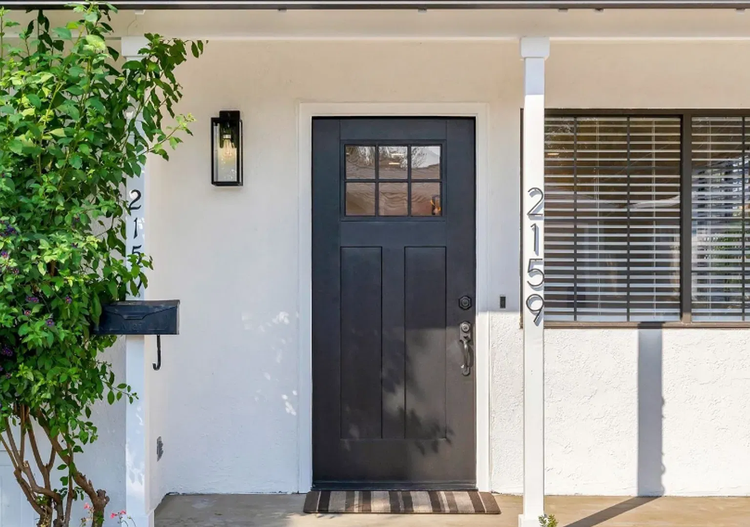 Newly Remodeled Three Bedroom Napa House — Photo 4