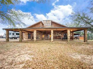 415 Belgian St, Gilmer, TX 75645