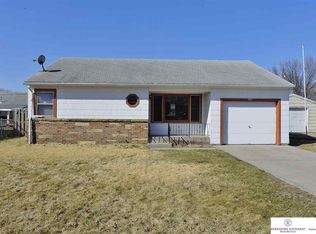 108 N West St, Valley, NE 68064