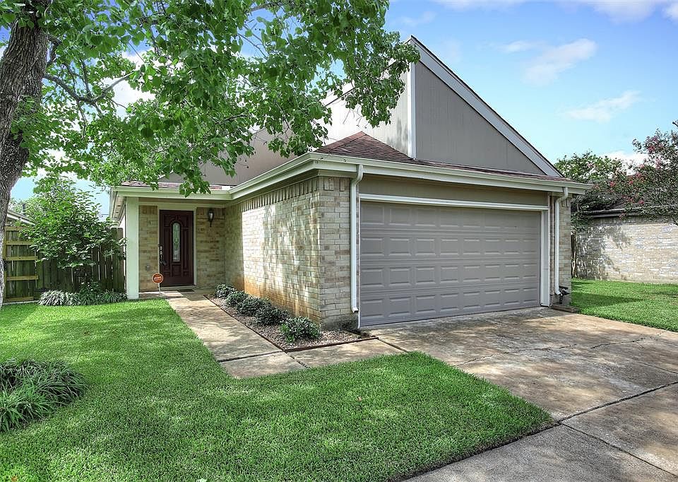 1st image of 13511 Laurel River Dr