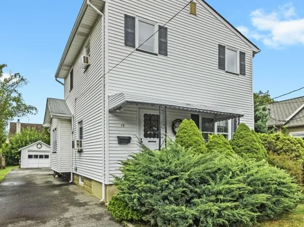 15 4th Street, Pequannock Twp., NJ 07440