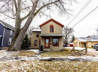 213 E Keyser St, Garrett, IN 46738