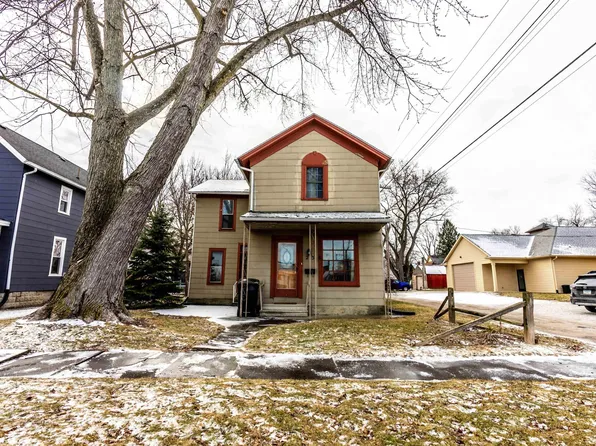 213 E Keyser St, Garrett, IN 46738