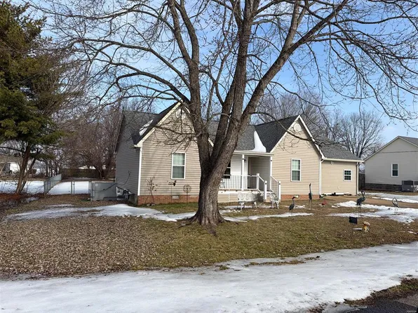 23 Chestnut Cv, Oakfield, TN 38362