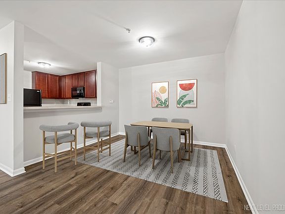 3rd image of 152 Bertram Dr Unit G