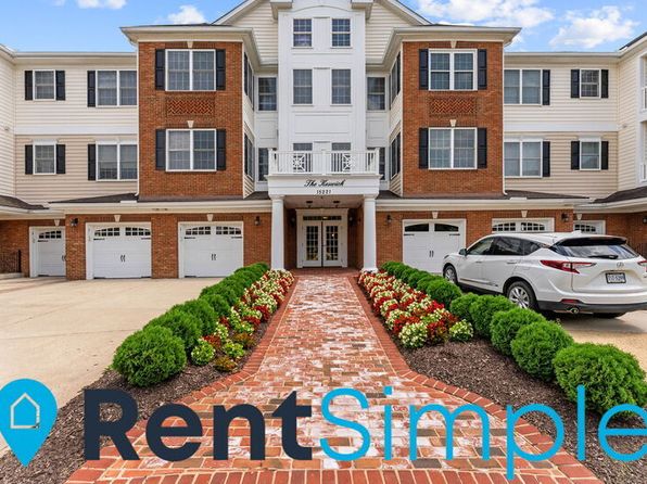15221 Royal Crest Dr APT 201