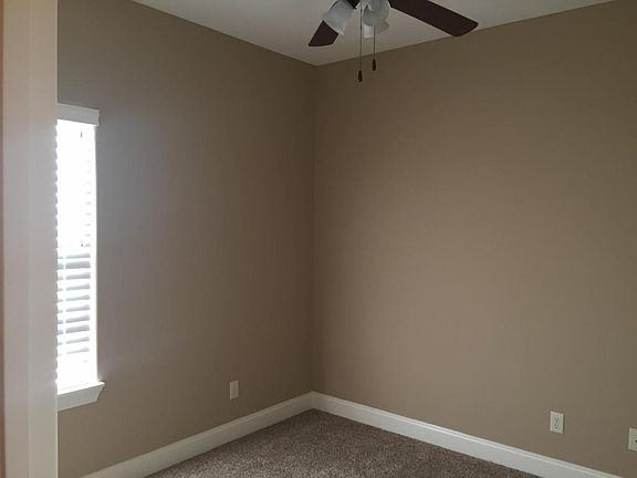 3rd image of 1500 Lacadie Dr #C