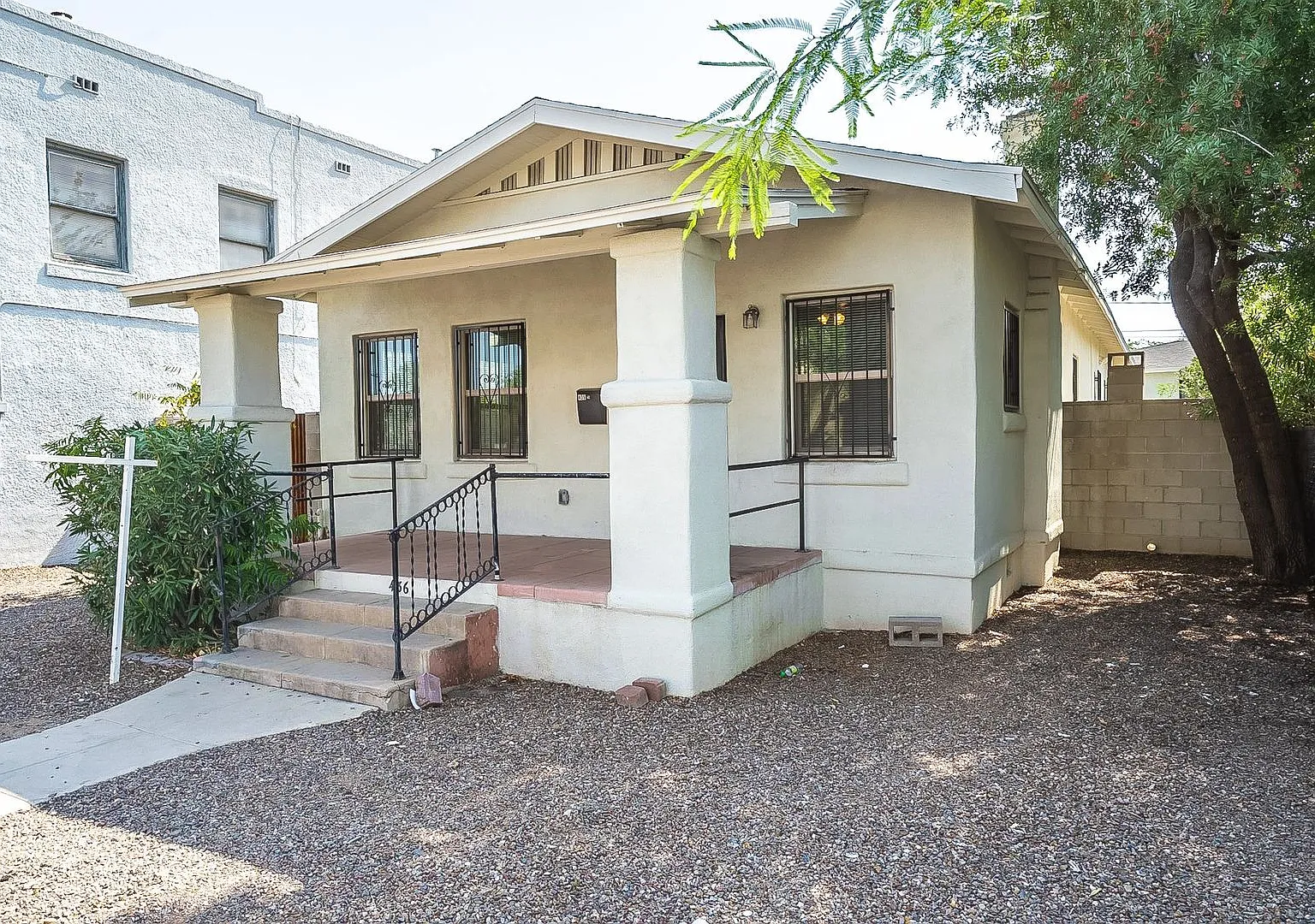 436 N. Euclid Ave. — Photo 1