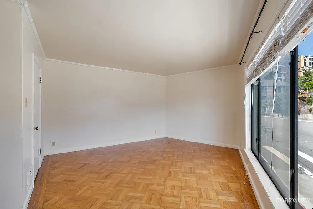 Building Photo - 401 Corbett Ave #1