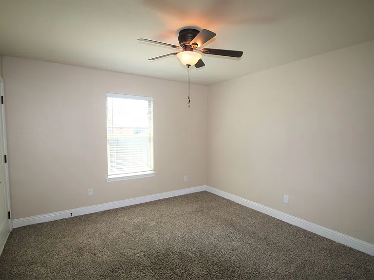 131 Sunburst Ct — Photo 9