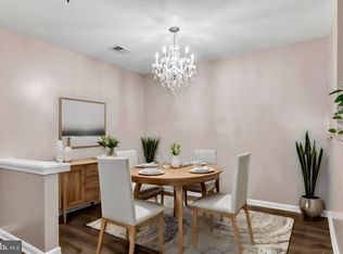 1025 Gardenview Loop APT 302, Woodbridge, VA 22191