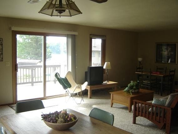 5th image of S876 W Redstone Dr