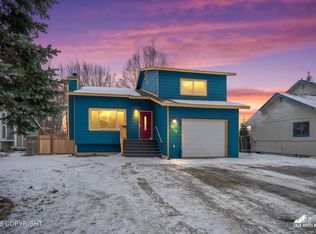 8410 Fox Lair Cir, Anchorage, AK 99507