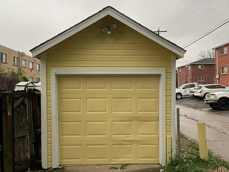 1646 Galena St — Photo 26