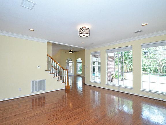 5th image of 3906 Misty Rose Ct