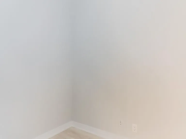 2221 Yonge St #611 — Photo 10