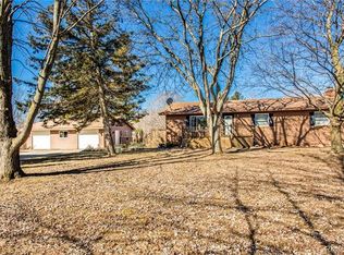 5445 Burton Rd, Capac, MI 48014