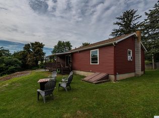 221 Deer Aly, Hudson, NY 12534