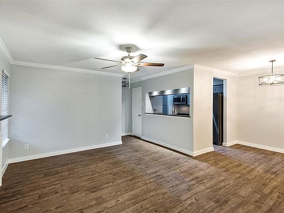 4th image of 5300 Keller Springs Rd APT 1071