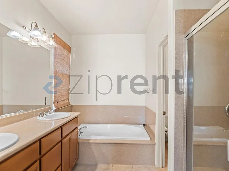4541 Laird Cir — Photo 23