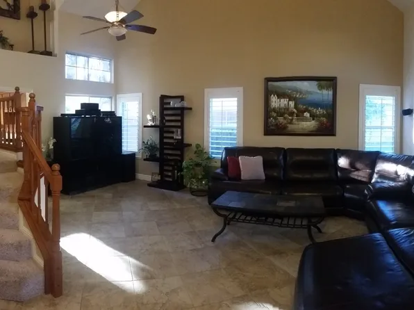 143 Thorndike Way, Folsom, CA 95630