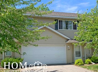 624 Tanager Path, Mankato, MN 56001
