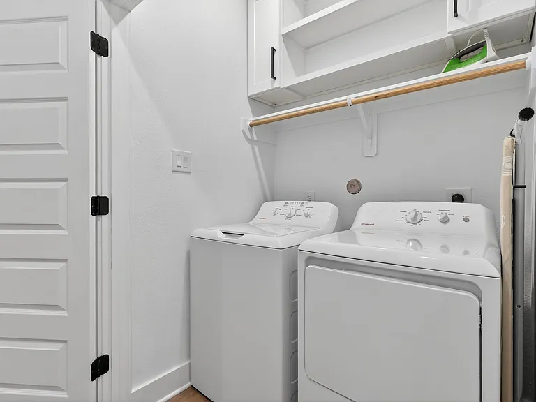 4609 Bricker St #C — Photo 18