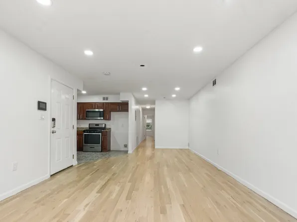 153 Woodlawn Ave #1, Jersey City, NJ 07305