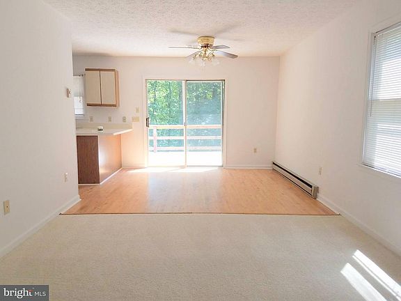2nd image of 114 Twinbrook Cir