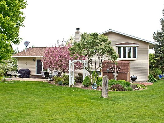 4th image of 2704 N 98th Ave
