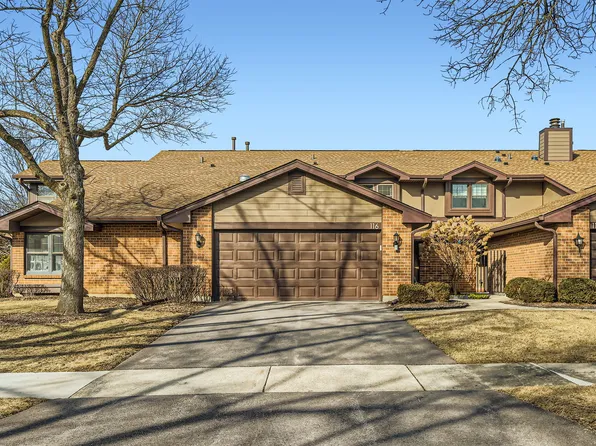 116 White Birch Ln, Westmont, IL 60559