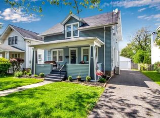 99 Milton St, Williamsville, NY 14221