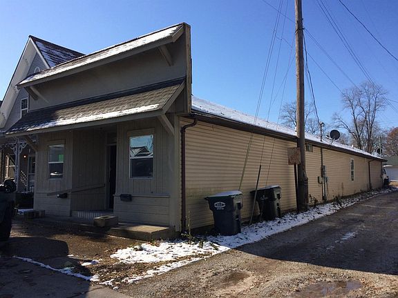 2nd image of 515 N Broadway St