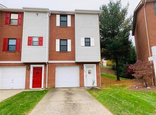 148 Woodhaven Dr, Seven Fields, PA