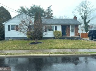 515 Majestic Ave, Bellmawr, NJ 08031