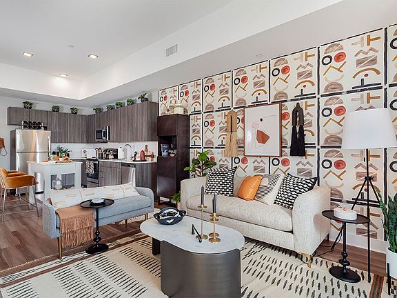 4th image of 950 Greene St #5620351