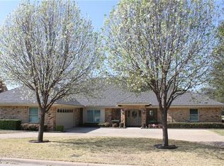 3905 Diamond Loch W, North Richland Hills, TX 76180