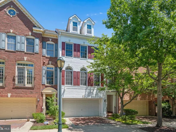309 Oak Knoll Ter, Rockville, MD 20850