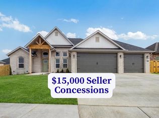 1204 Peel Ln, Pea Ridge, AR 72751