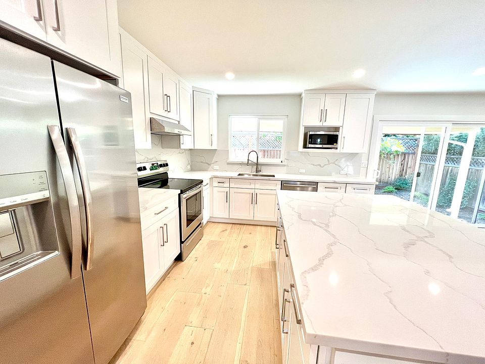 1st image of 1309 Laurel St APT 4